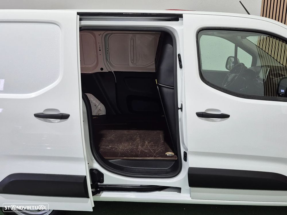 Opel Combo - 2019 - 3 LUGARES | GARANTIA | NACIONAL - 6