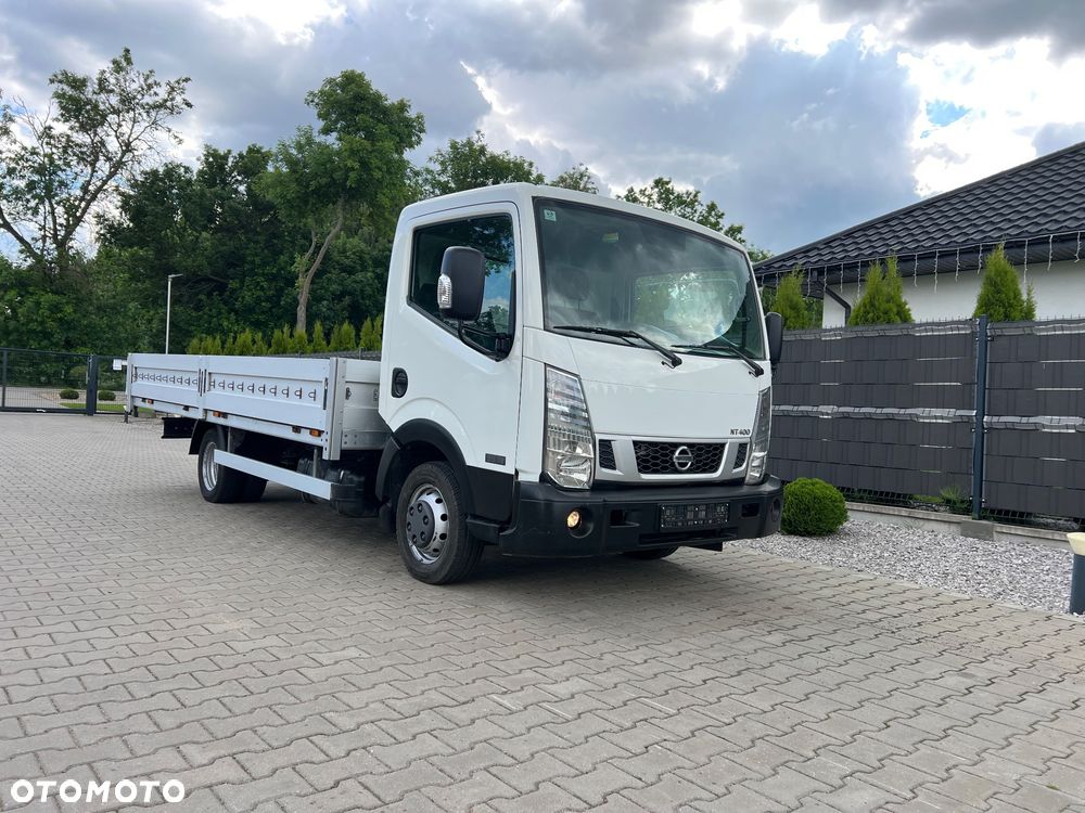 Nissan NT 400 CABSTAR - 2