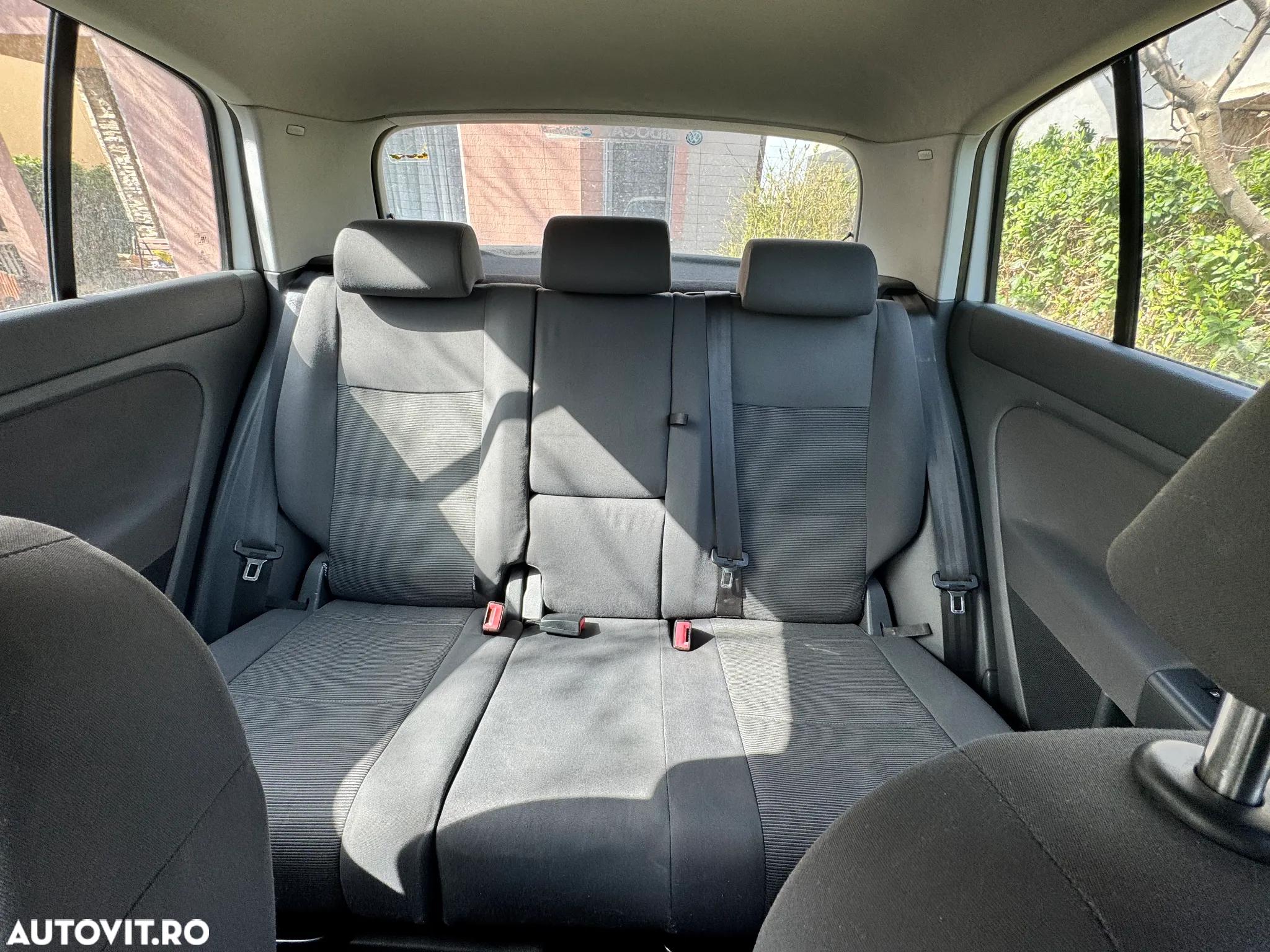 Volkswagen Golf Plus 1.9 TDI Comfortline - 9