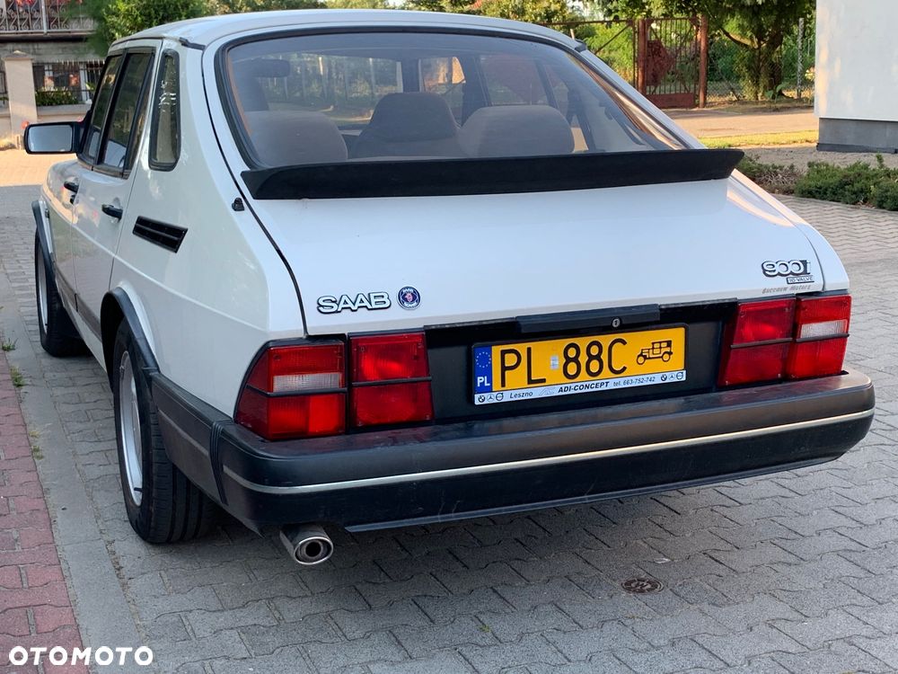 Saab 900 - 11