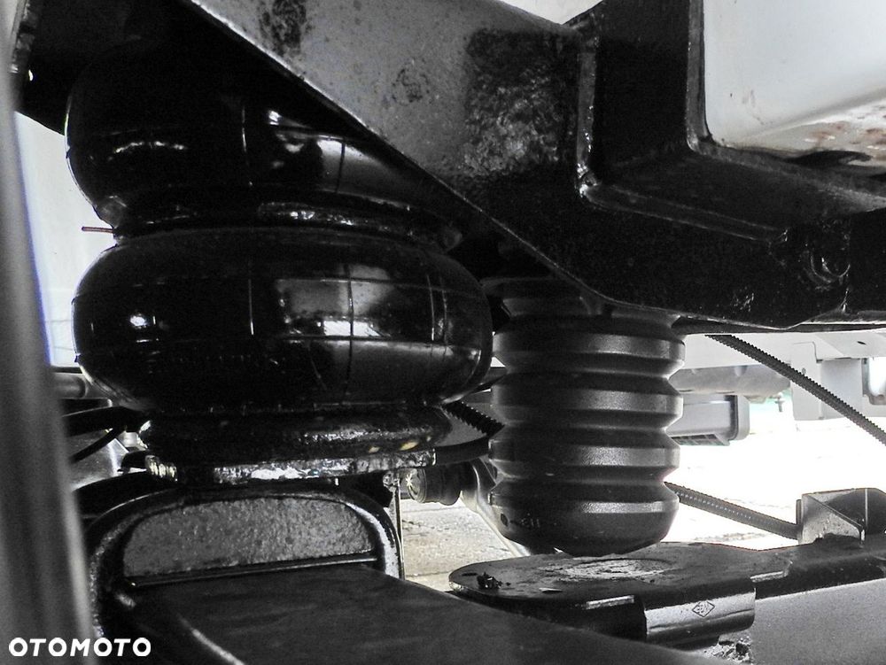 Renault MASTER PLANDEKA 10 PALET WEBASTO TEMPOMAT KLIMATYZACJA LEDY PNEUMATYKA  165KM - 25