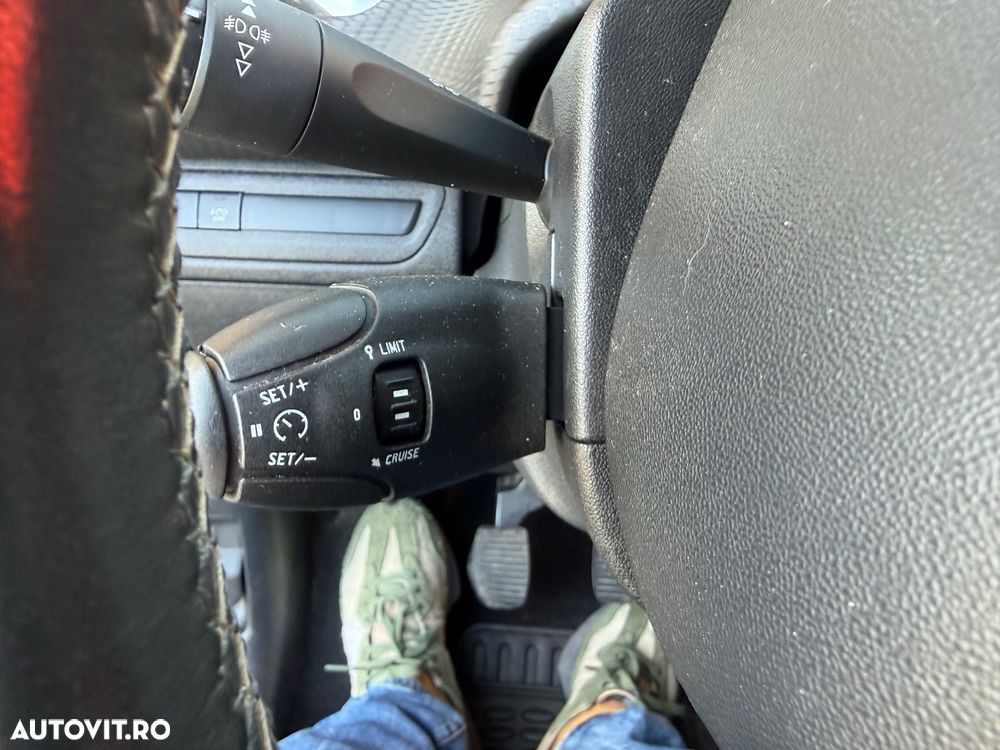 Peugeot 2008 PureTech 110 Stop&Start Style - 14