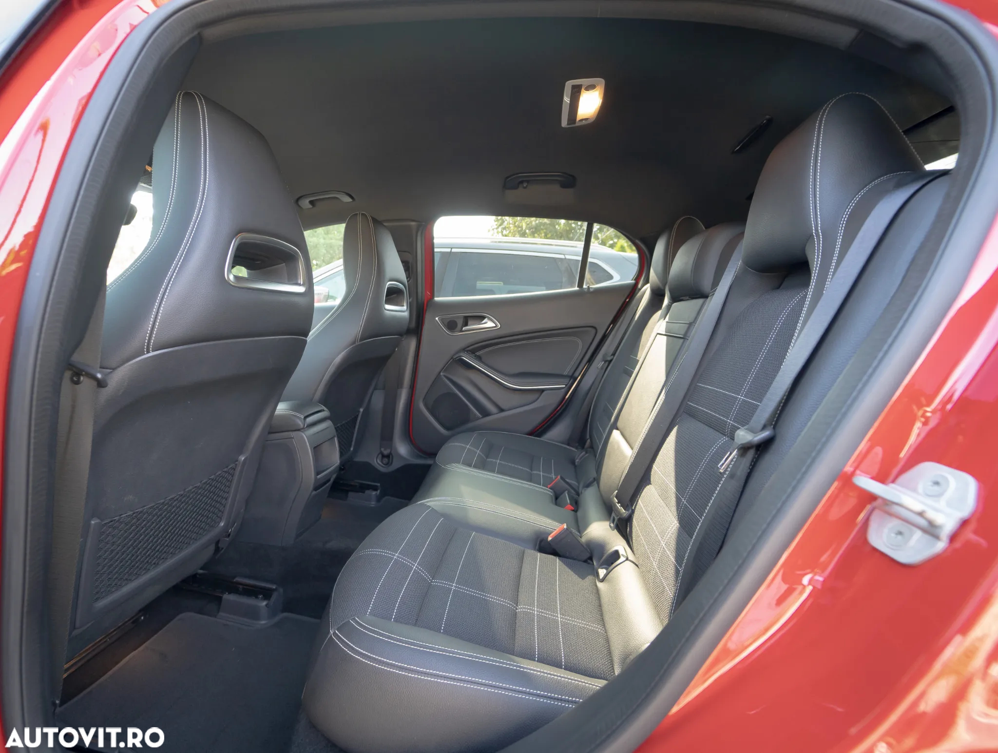 Mercedes-Benz GLA 220 d 7G-DCT UrbanStyle Edition - 8