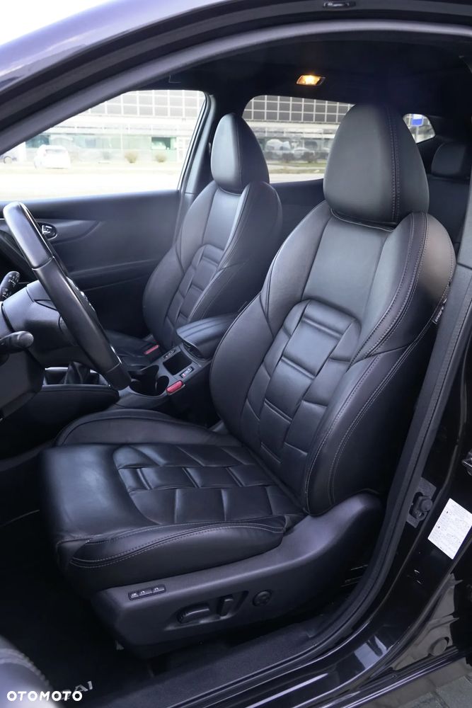 Nissan Qashqai 1.2 DIG-T Tekna+ - 25