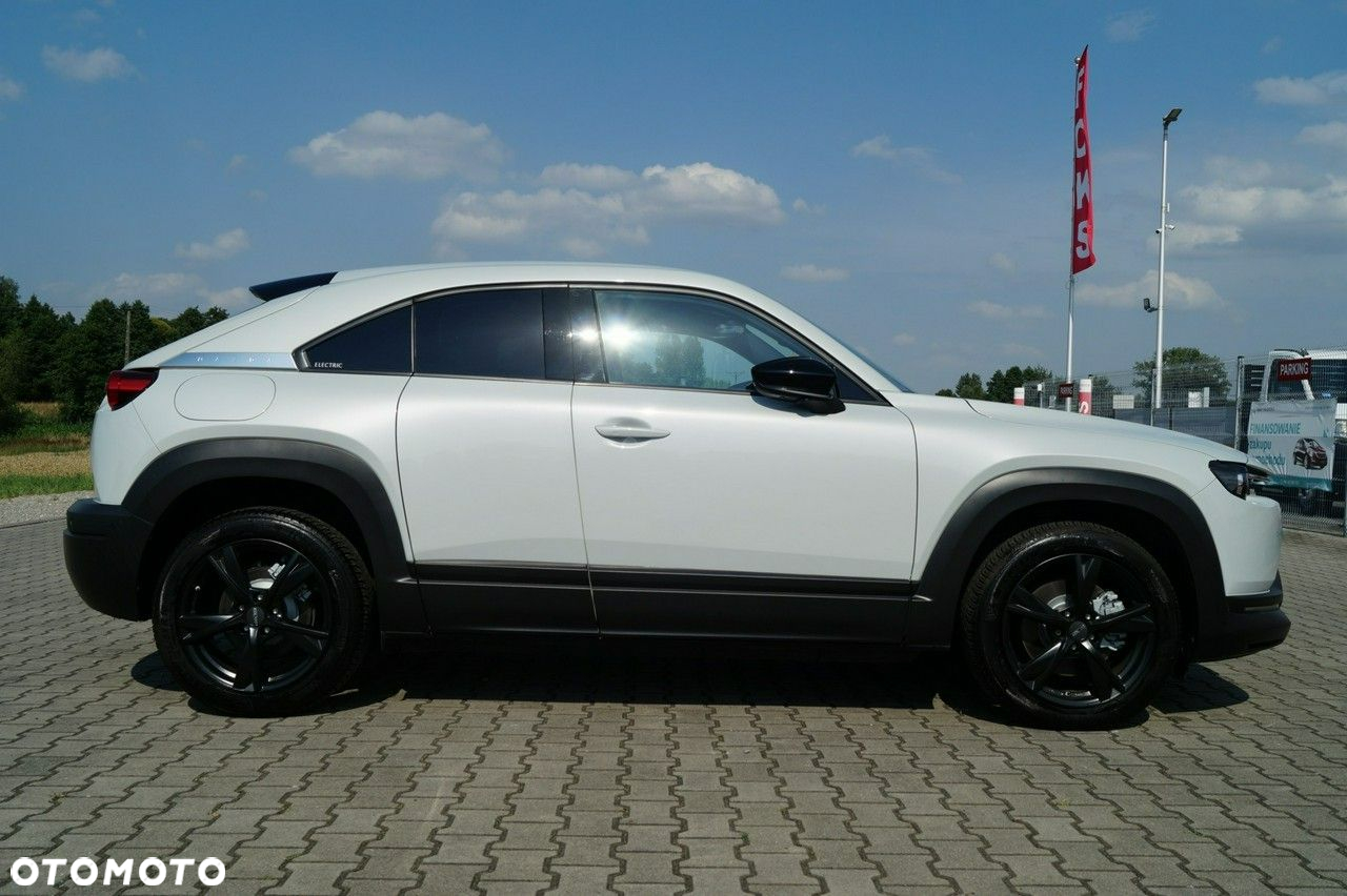 Mazda MX-30 - 7