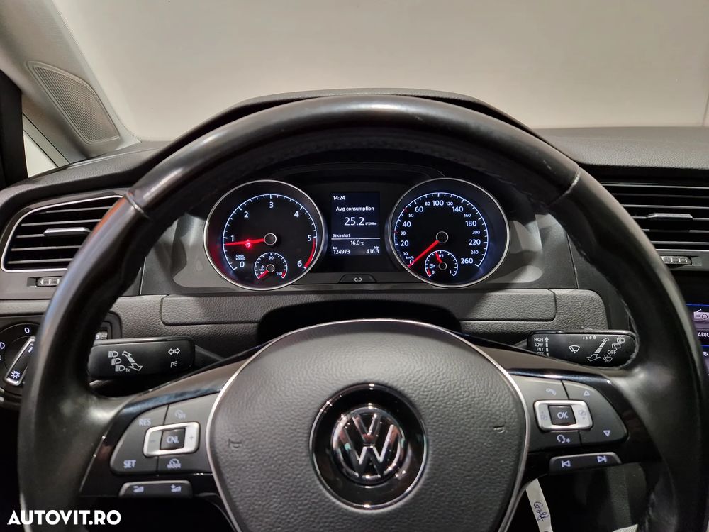 Volkswagen Golf 1.6 TDI Comfortline - 16