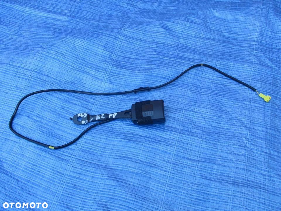 MERCEDES W211 W219 ZAPINKA PASA PRAWY A2118602469 - 1