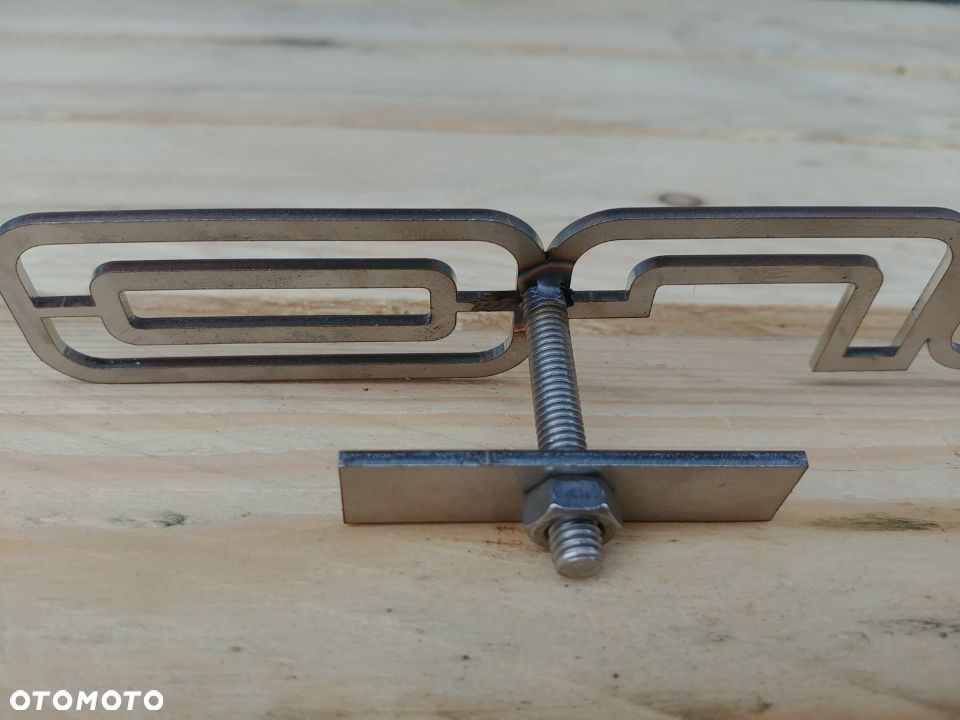 Znaczek Emblemat QUATTRO Stal nierdzewna 100% AUDI Logo Napis - 7