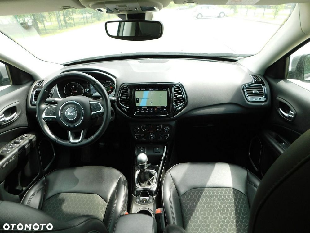 Jeep Compass - 8