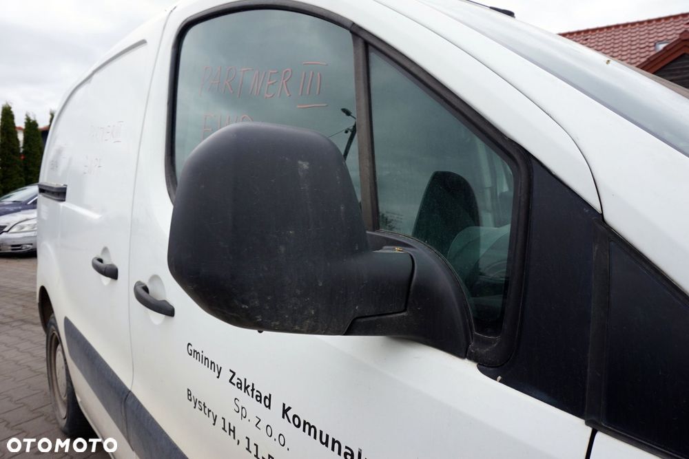 LUSTERKO ELEKTRYCZNE PRAWE PARTNER III B9 EWPA BIAŁY PEUGEOT 2008-2018 - 1
