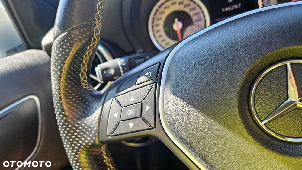 Mercedes-Benz Klasa A 180 d Progressive - 24