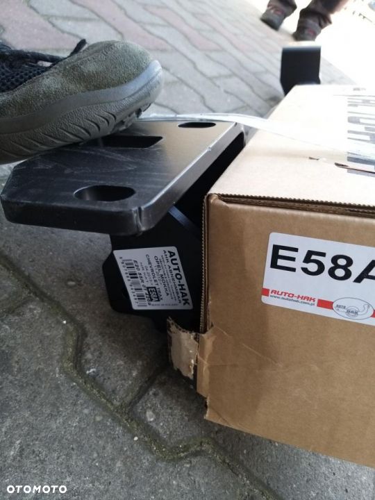 HAK holowniczy  Opel MOKKA od 2012, Chevrolet TRAX od 2013 demontowany - 2