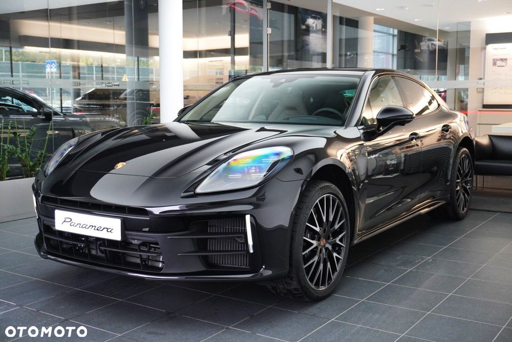 Porsche Panamera - 3