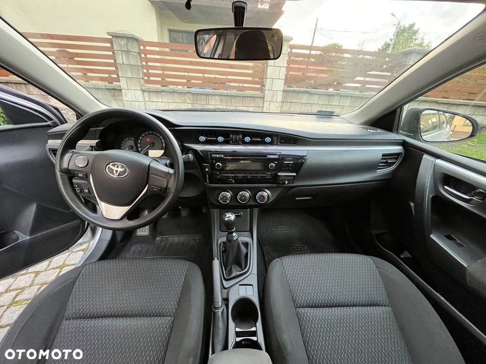 Toyota Corolla 1.6 Active - 6