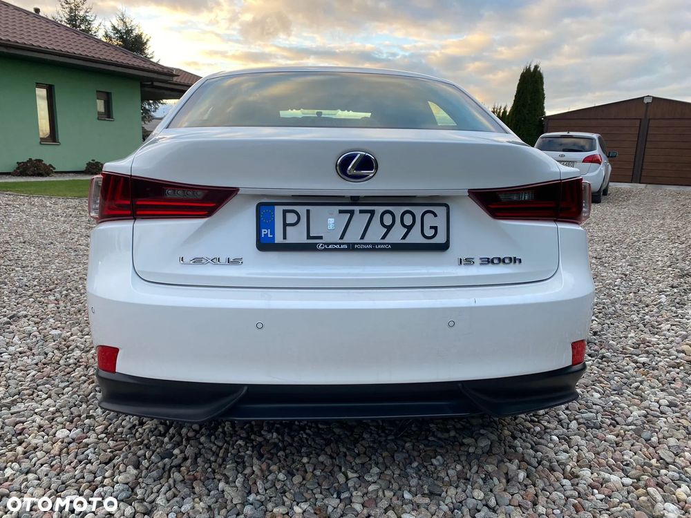Lexus IS 300h Elite - 5
