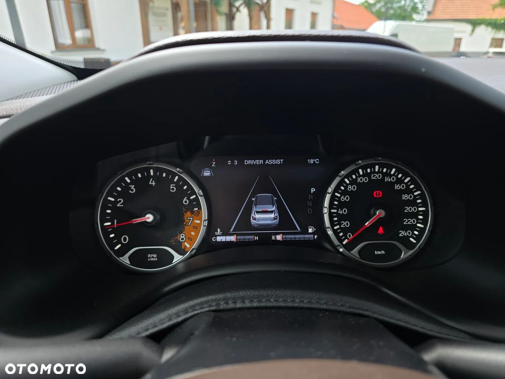 Jeep Renegade 1.4 MultiAir DSG Limited - 23