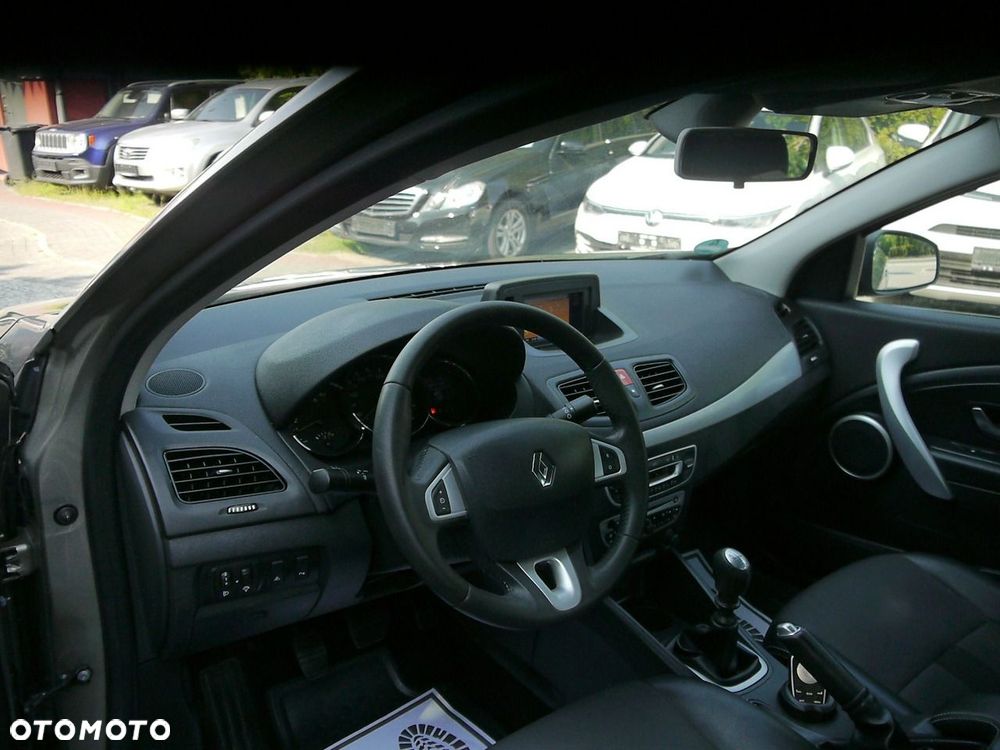 Renault Fluence 2.0 16V 140 Sportway - 21