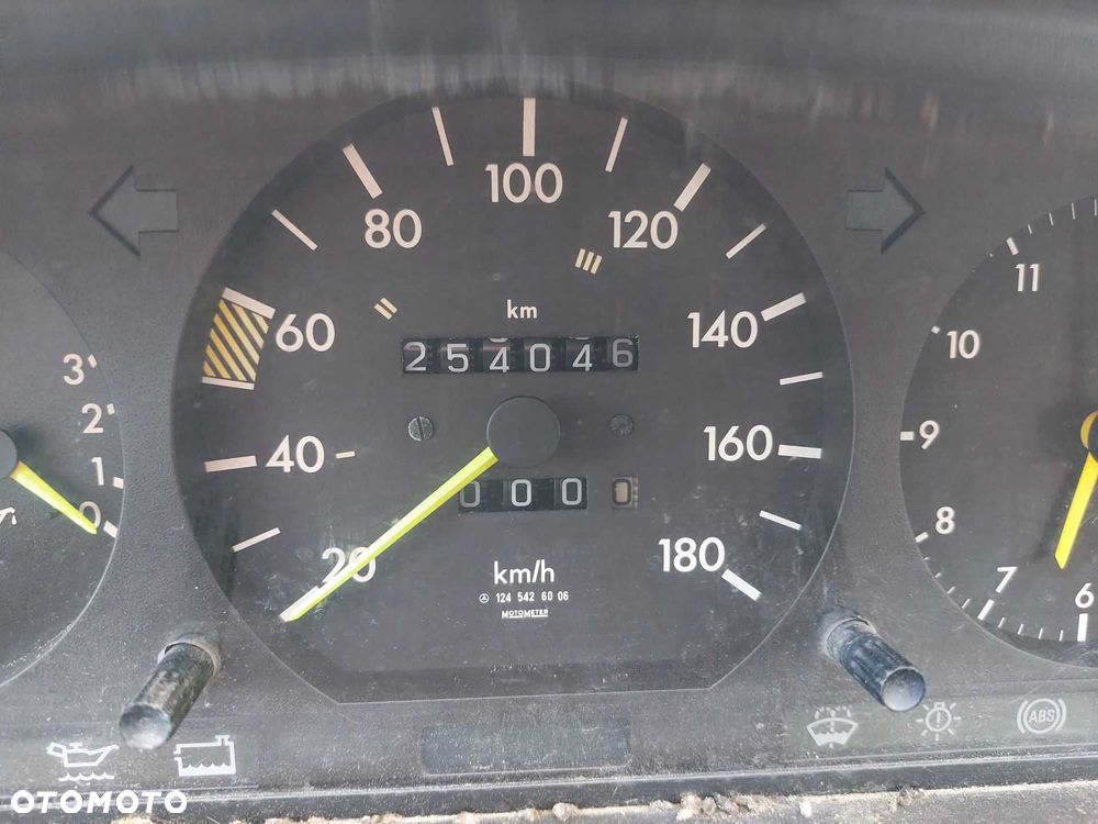 Mercedes-Benz W124 (1984-1993) - 6