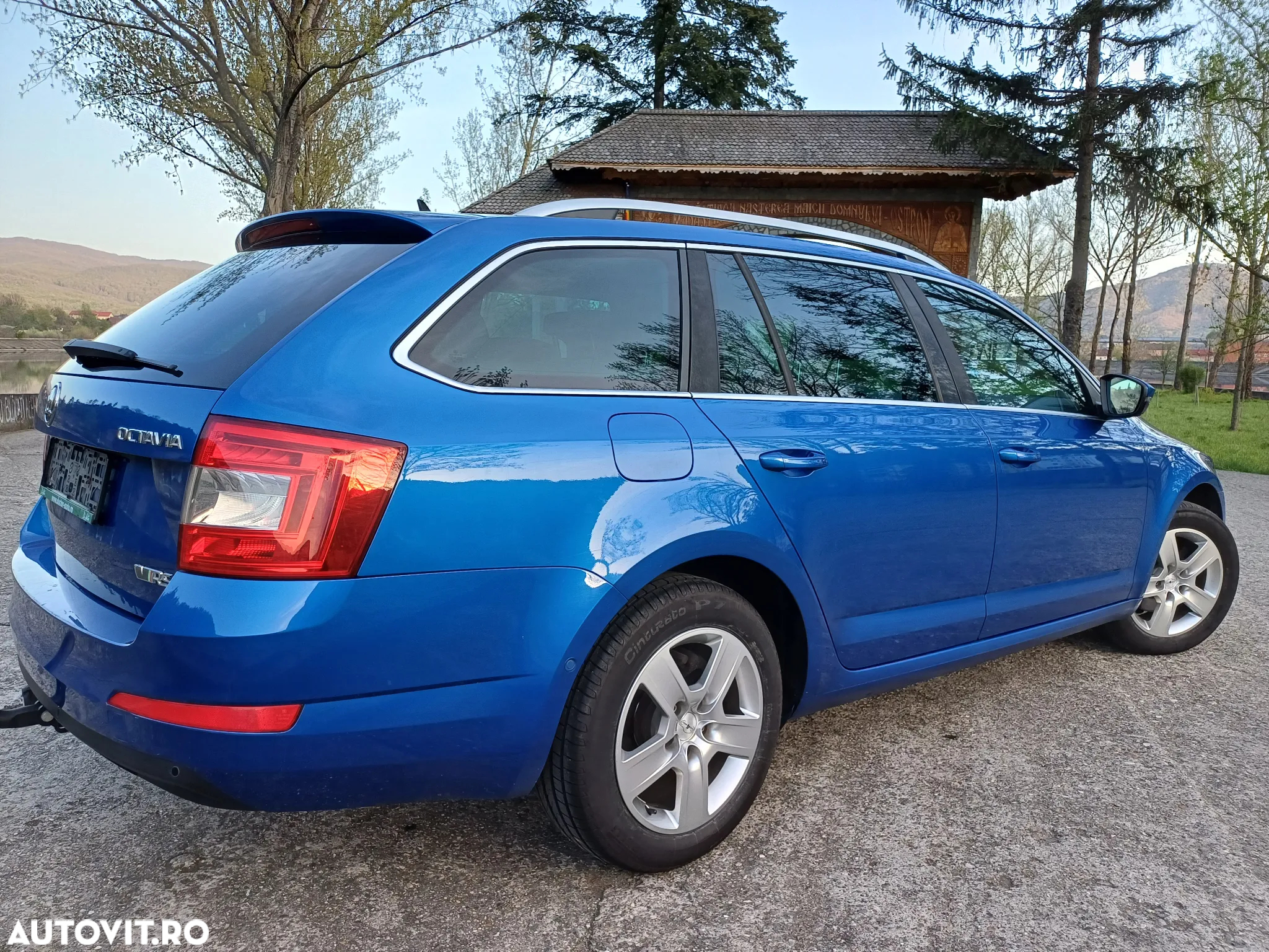 Skoda Octavia Combi Diesel 2.0 TDI Style - 16