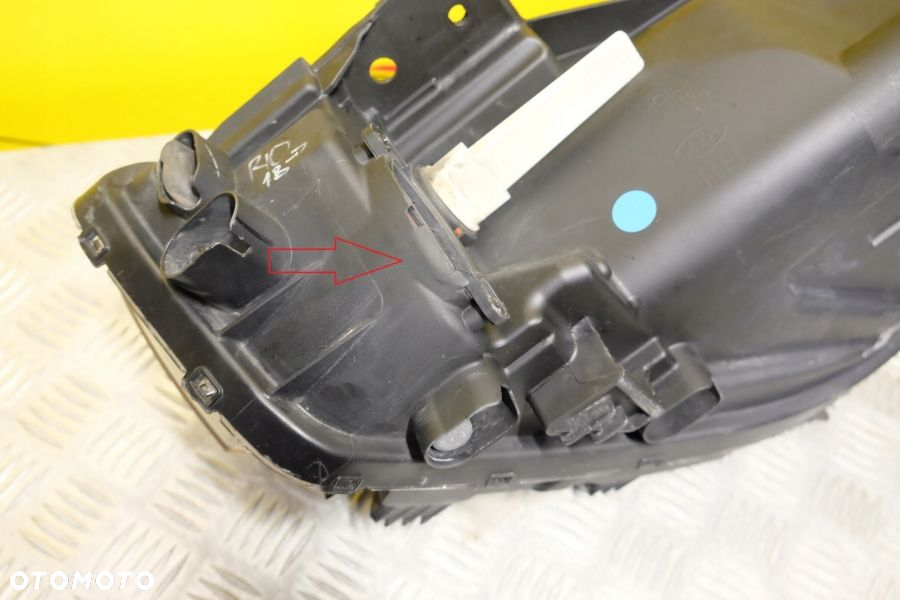 KIA RIO 2018-2020 REFLEKTOR LAMPA PRZÓD PRAWA USA - 11