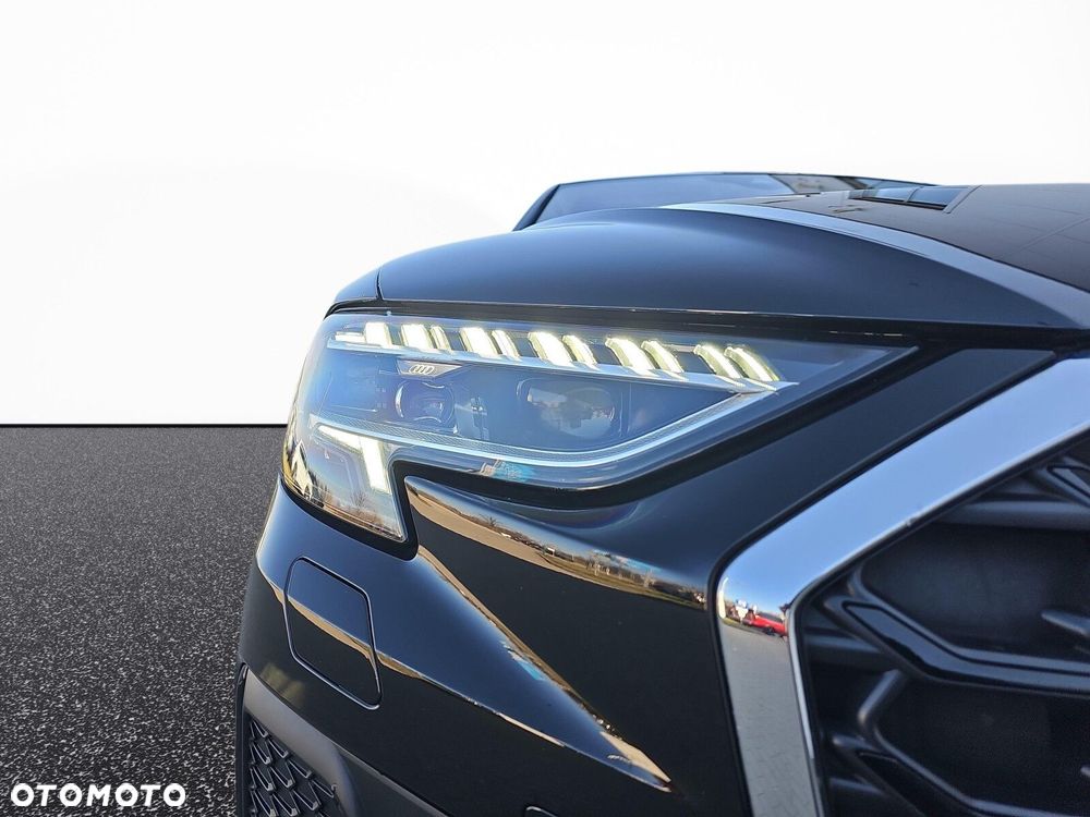 Audi A8 - 11