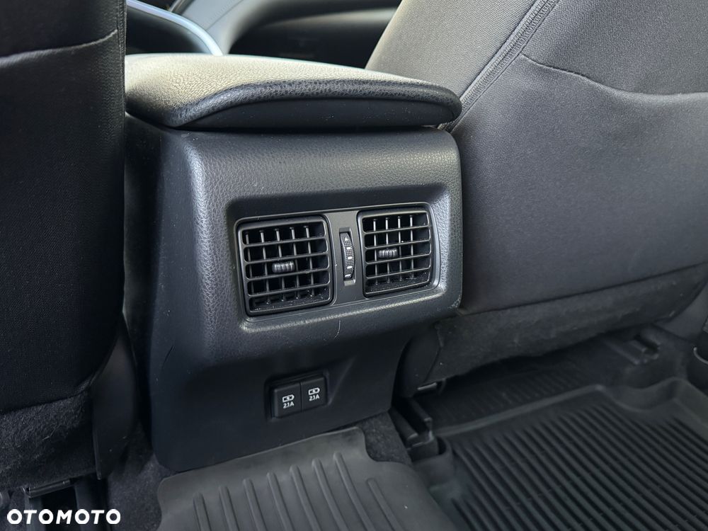 Toyota Camry 2.5 Hybrid Comfort CVT - 14