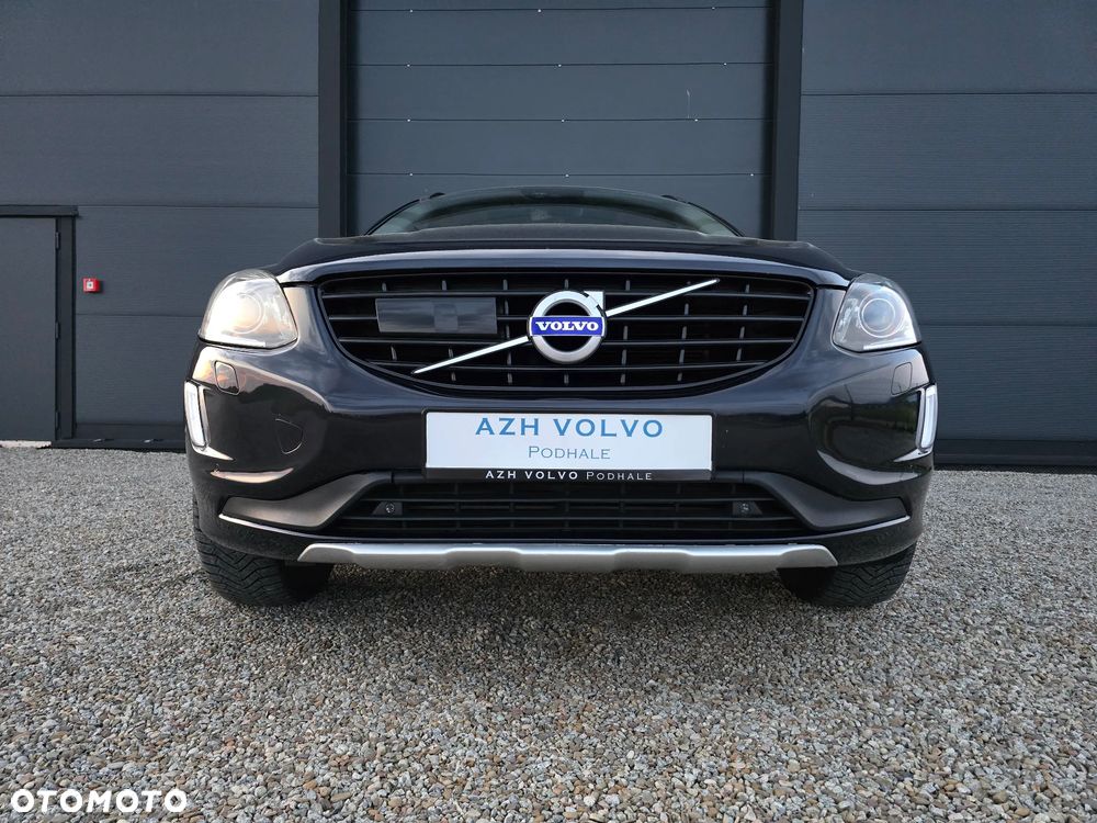 Volvo XC 60 D5 AWD Momentum - 3