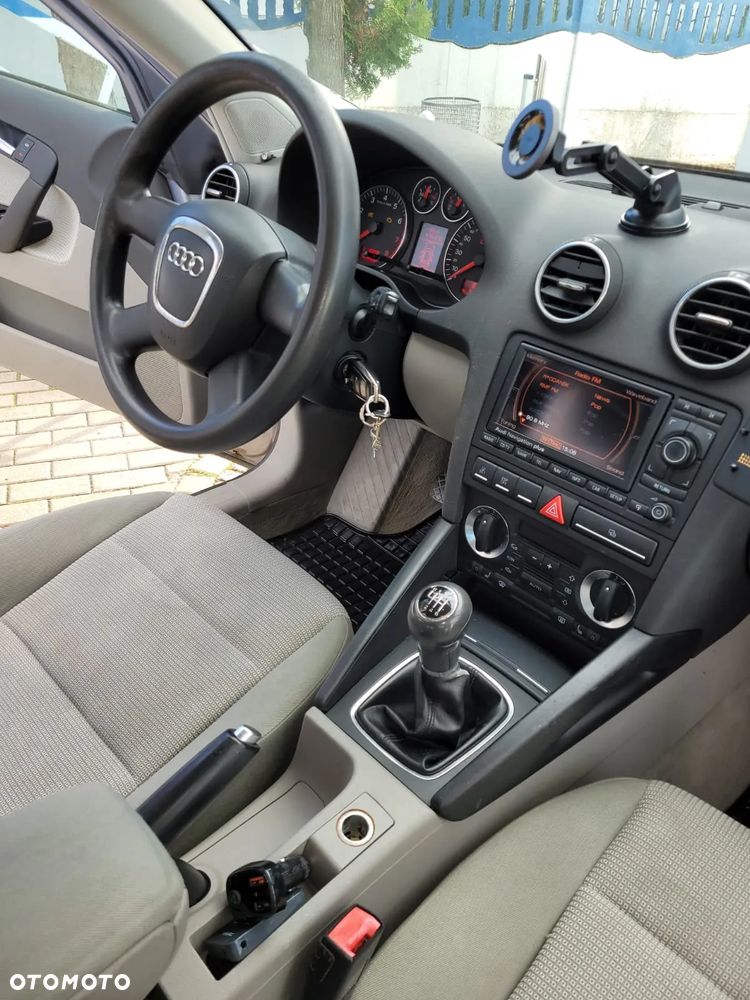 Audi A3 Sportback - 8