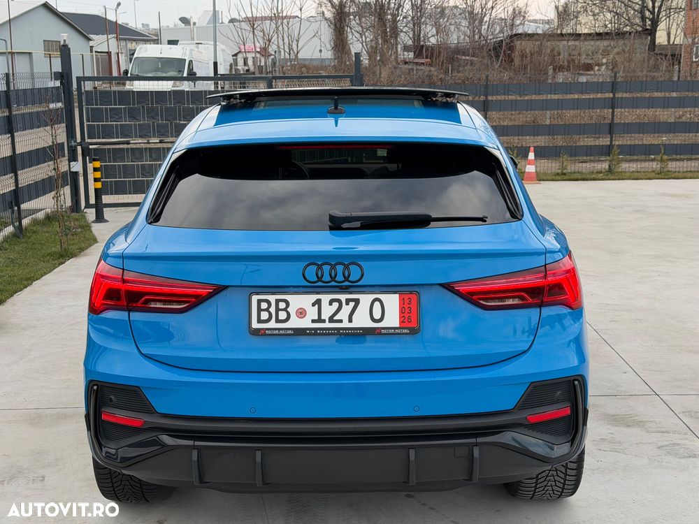 Audi Q3 45 TFSIe S tronic S line - 4