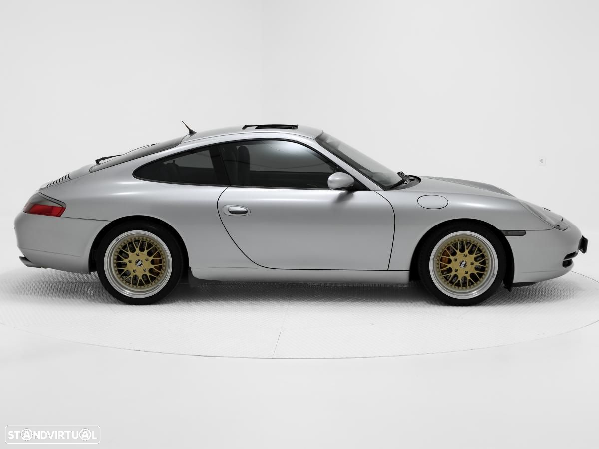 Porsche 911 (996) - 2