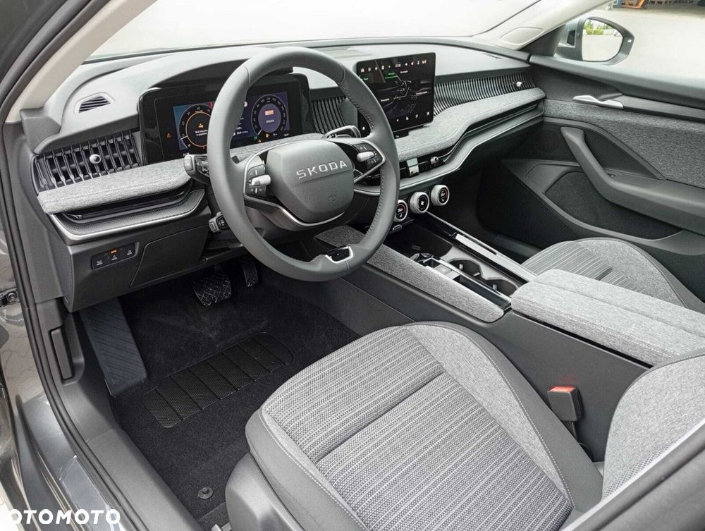 Skoda Superb 2.0 TDI SCR Edition 130 DSG - 12