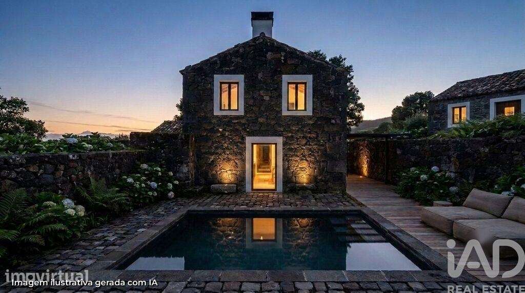 Casa tradicional em Ribeiras de 140,00 m2 - Grande imagem: 2/22