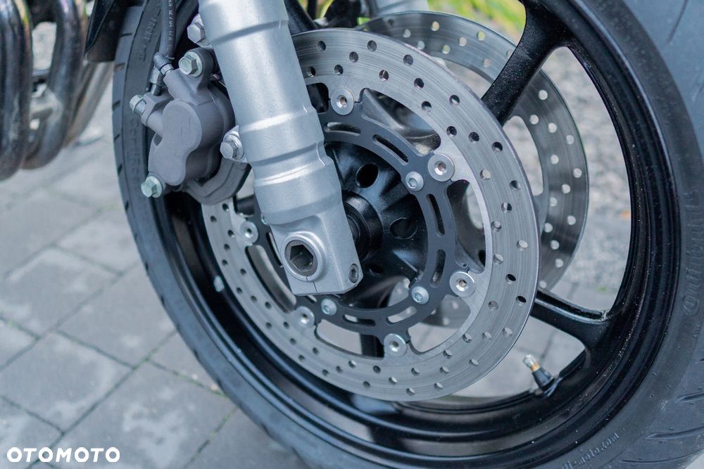 Yamaha FZ6 - 11