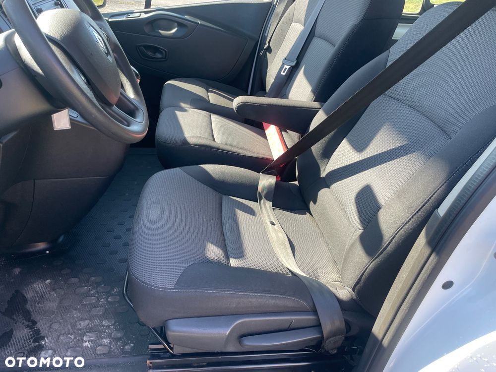 Renault Trafic - 17