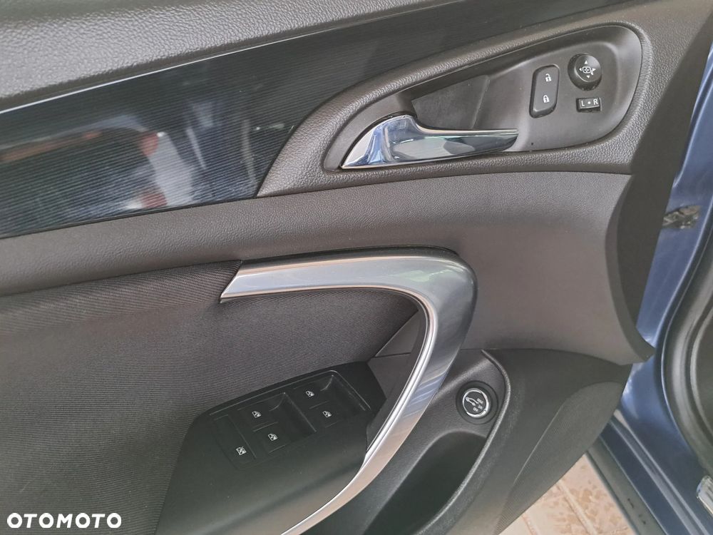Opel Insignia - 29