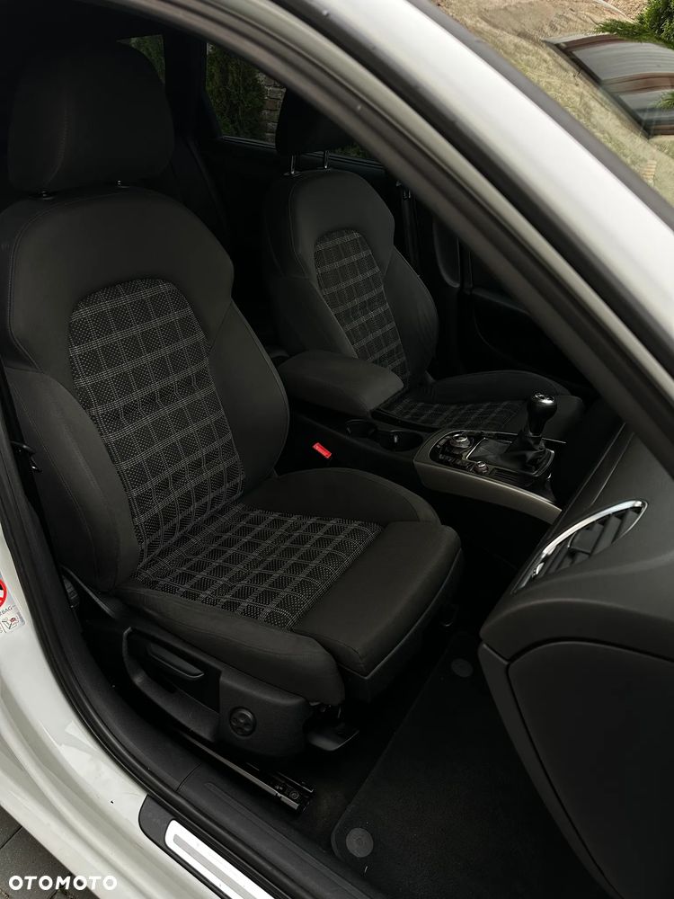 Audi A4 Avant - 14