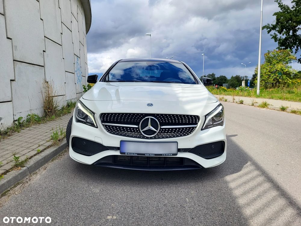 Mercedes-Benz CLA 250 4Matic 7G-DCT AMG Line - 2