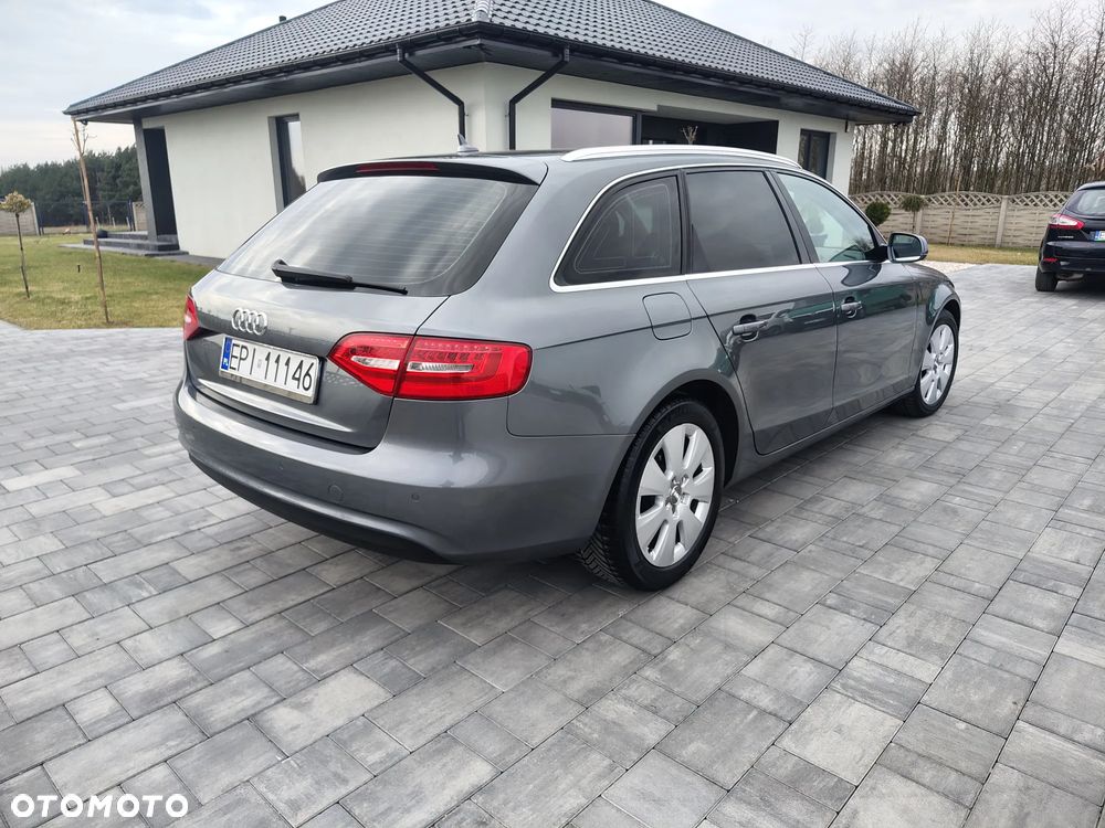 Audi A4 Avant 2.0 TDI DPF quattro S tronic Attraction - 6