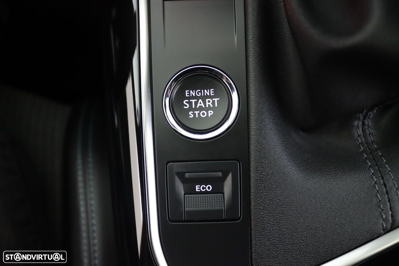 Peugeot 3008 1.2 PureTech Allure - 32