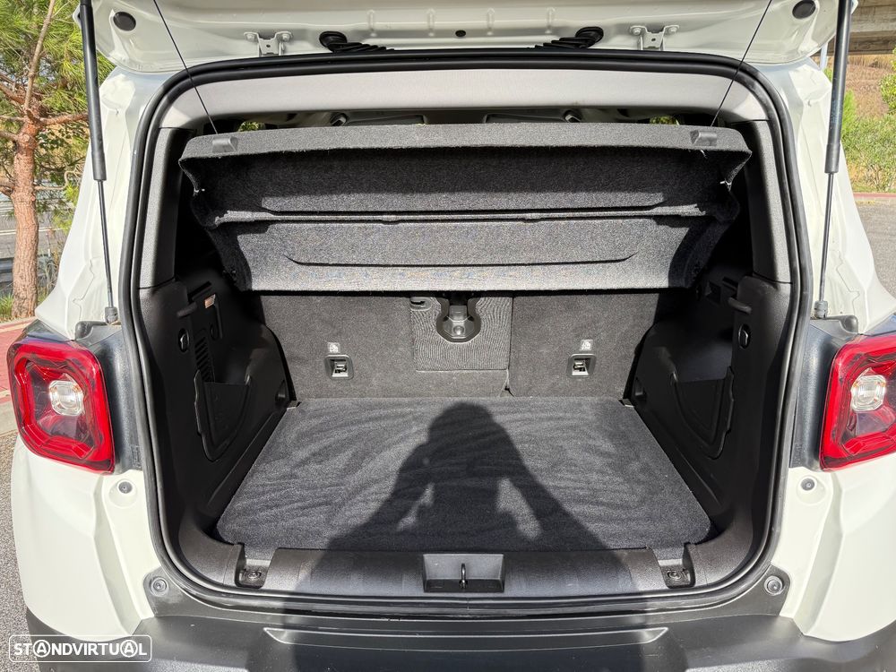 Jeep Renegade 1.3 T Limited DCT - 31