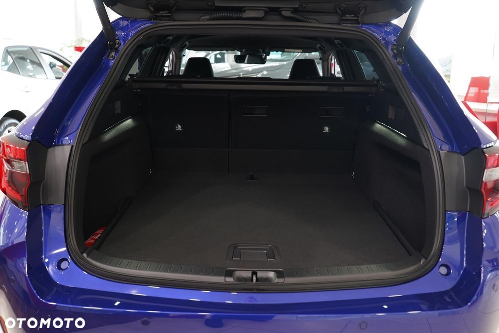 Toyota Corolla 2.0 Hybrid Executive - 8