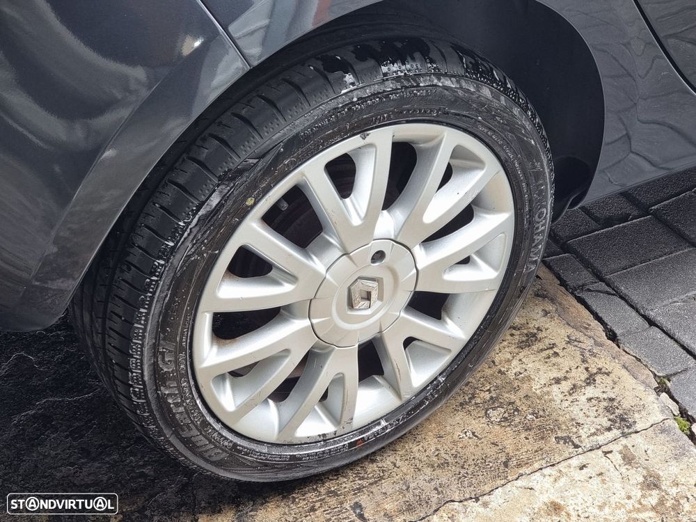 Renault Clio 1.2 16V Rip Curl - 16