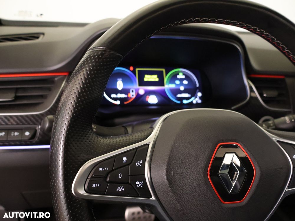 Renault Arkana E-TECH Hybrid RS Line - 9