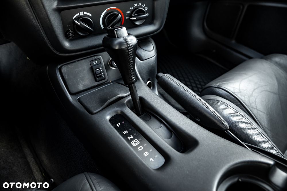 Chevrolet Camaro - 29