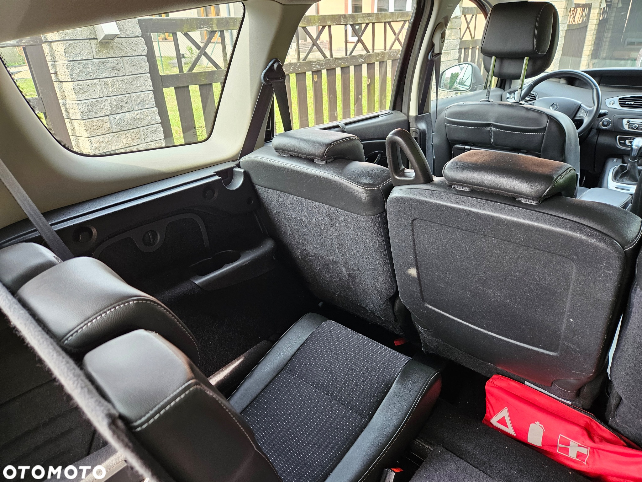 Renault Grand Scenic - 8