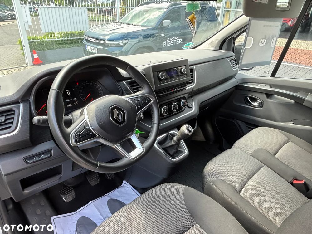 Renault Trafic 2.0 dCi - 7