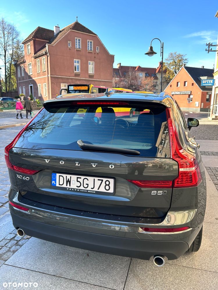 Volvo XC 60 B5 D AWD Momentum Pro - 27