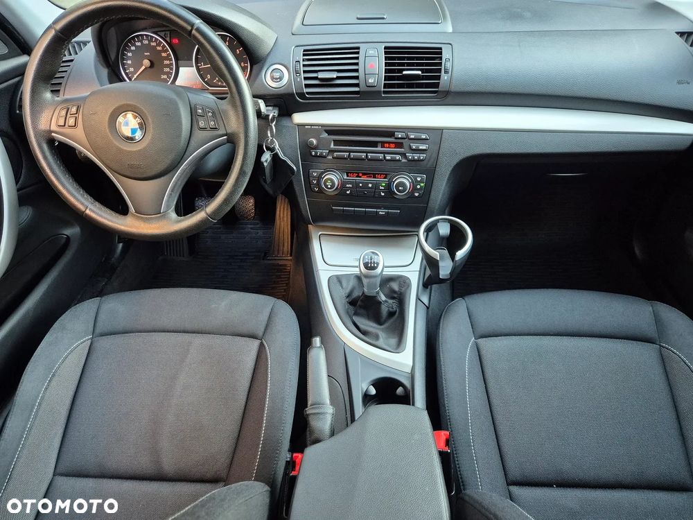 BMW Seria 1 - 31