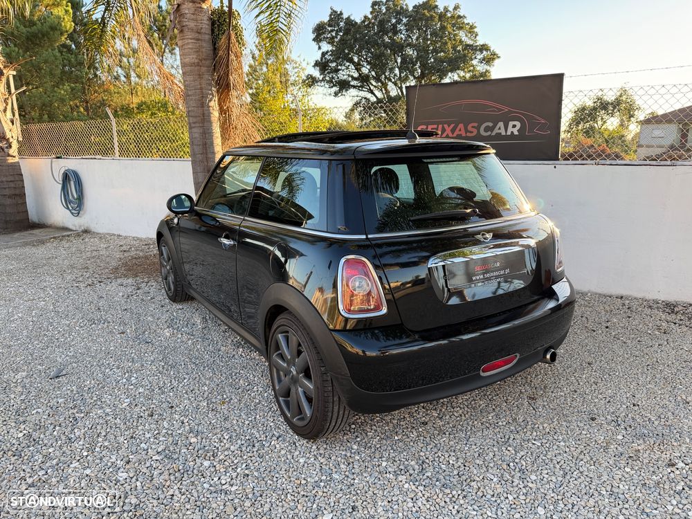MINI 3 Portas Cooper D - 2