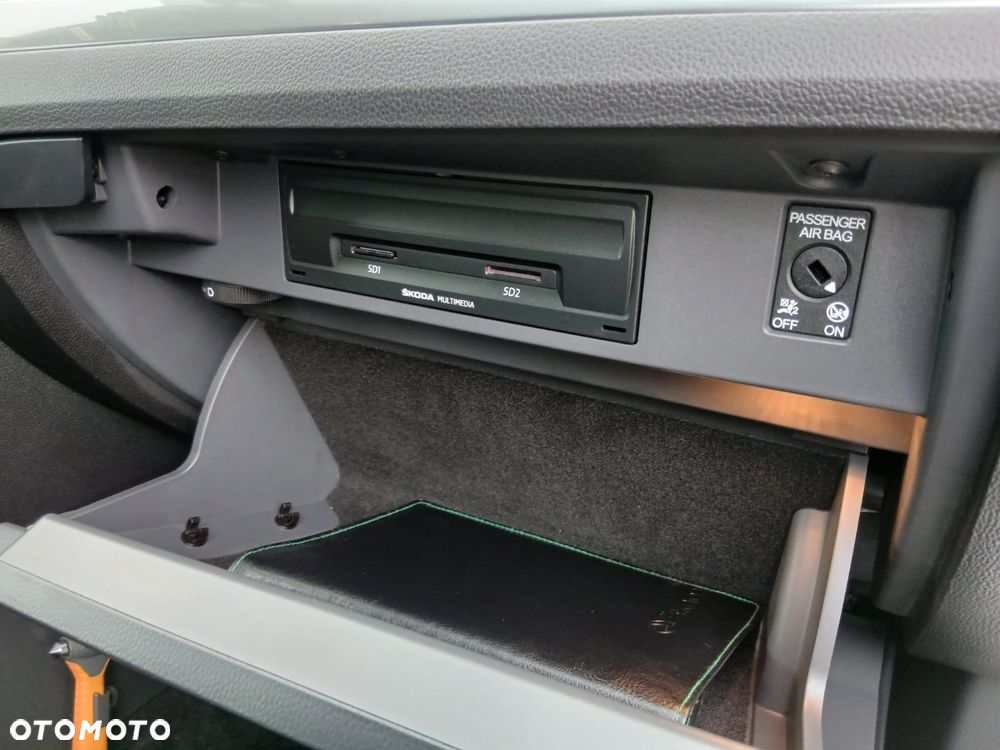 Skoda Superb 1.6 TDI Style - 32